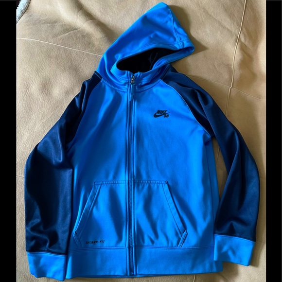 💥💥LOT OF 5 💥💥BOYS SIZE 8-10 MEDIUM - Picture 6 of 15